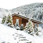 Villa панорама хаус и еко къщи дървена и землянка *
