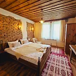 панорама хаус и еко къщи дървена и землянка וילה לשטן