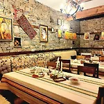 панорама хаус и еко къщи дървена и землянка Leshten