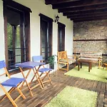 панорама хаус и еко къщи дървена и землянка Villa