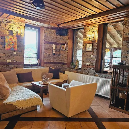 Villa панорама хаус и еко къщи дървена и землянка