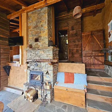 Villa панорама хаус и еко къщи дървена и землянка *