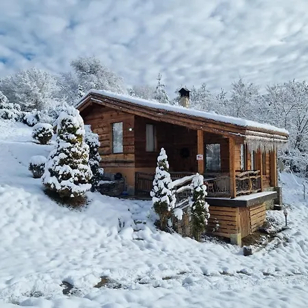 панорама хаус и еко къщи дървена и землянка Villa Leshten