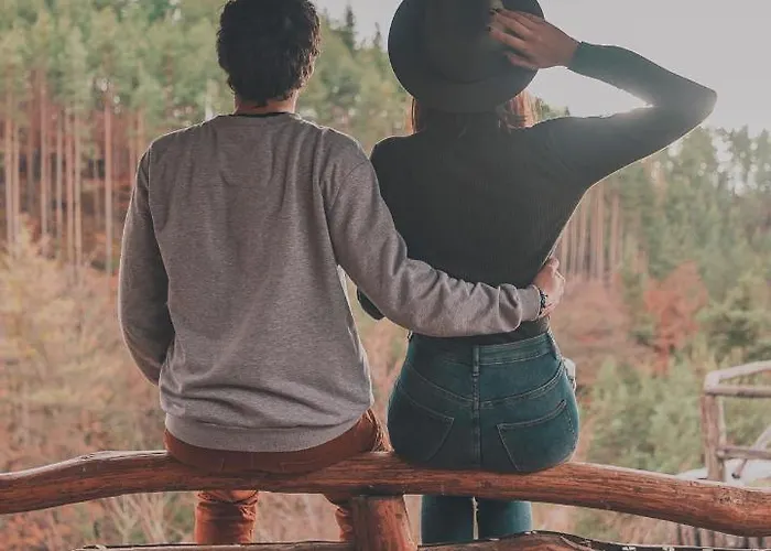 Βίλα панорама хаус и еко къщи дървена и землянка Leshten