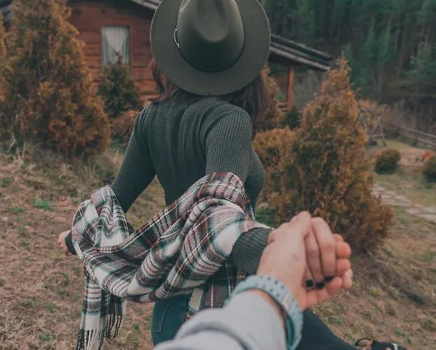 Βίλα панорама хаус и еко къщи дървена и землянка *