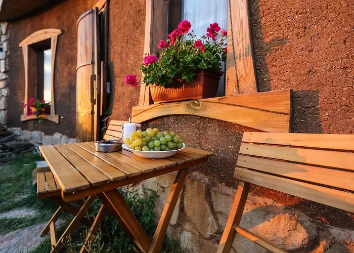 Βίλα панорама хаус и еко къщи дървена и землянка Leshten