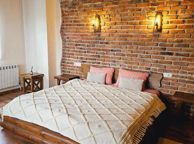 панорама хаус и еко къщи дървена и землянка Villa