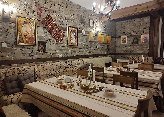 панорама хаус и еко къщи дървена и землянка Βίλα Leshten