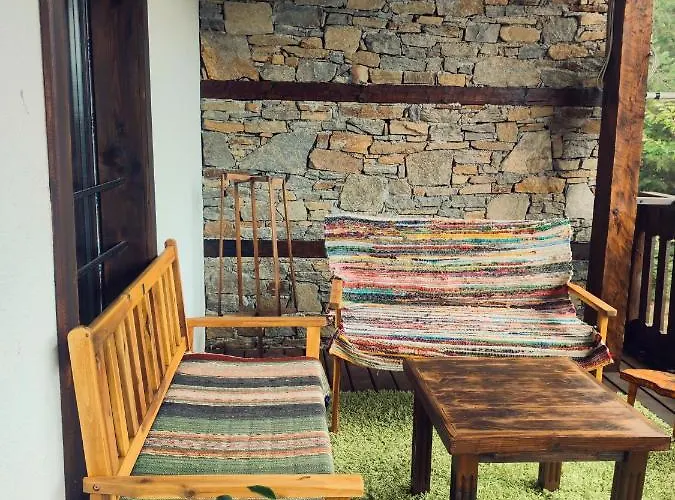 панорама хаус и еко къщи дървена и землянка Βίλα Leshten