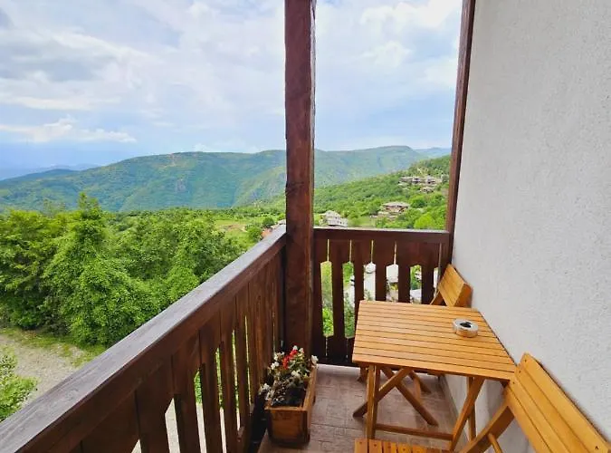 панорама хаус и еко къщи дървена и землянка *