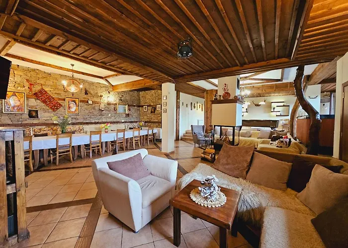 панорама хаус и еко къщи дървена и землянка Villa