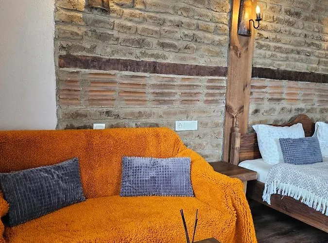 панорама хаус и еко къщи дървена и землянка Villa