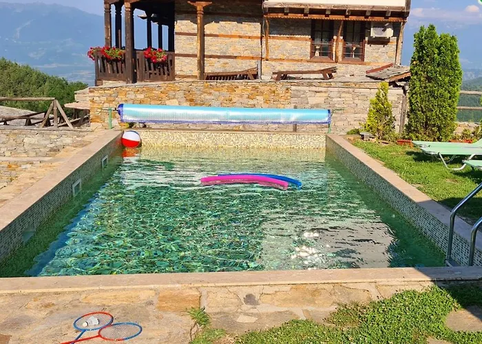 Villa панорама хаус и еко къщи дървена и землянка