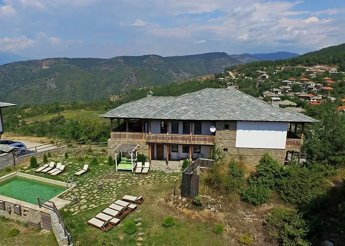 Βίλα панорама хаус и еко къщи дървена и землянка *